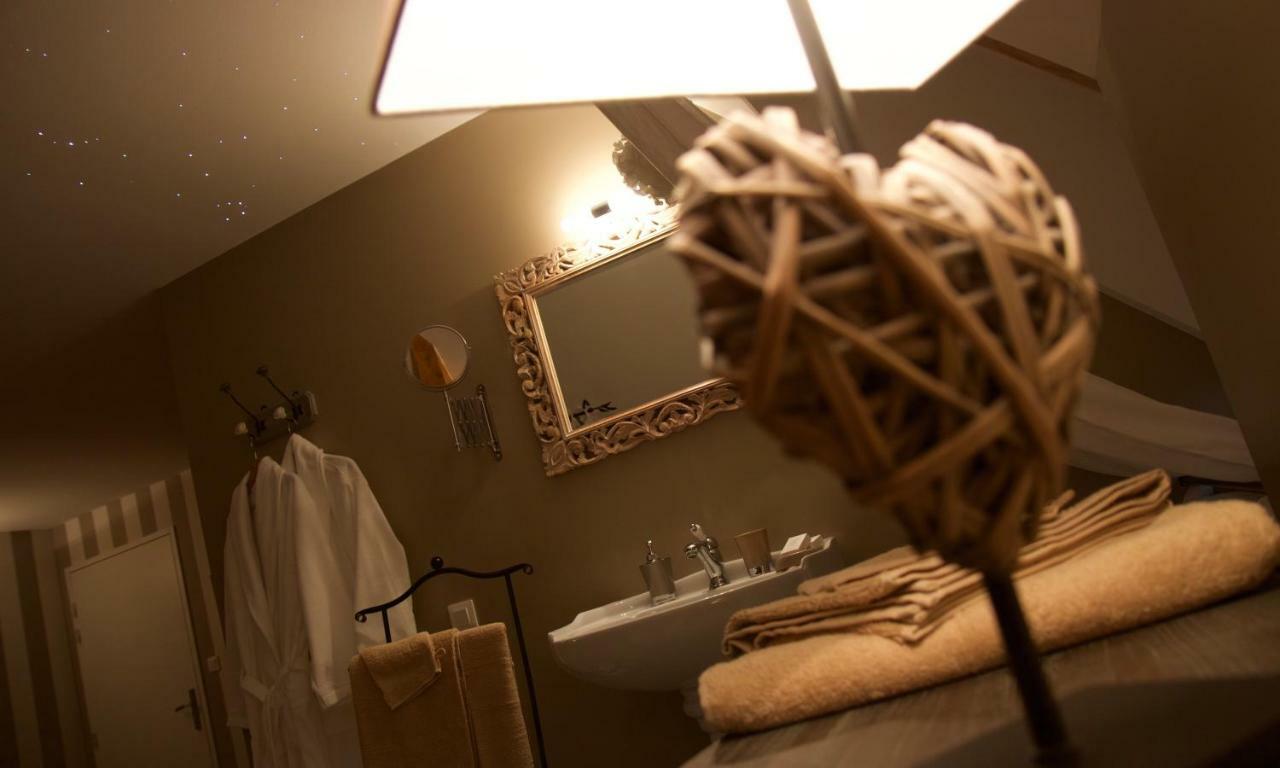Maison D'Hotes & Spa La Vallee Des Reves Nods 外观 照片